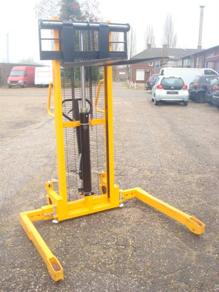 Grote foto palletstappelaar hand stacker 1000 kg auto diversen gereedschap