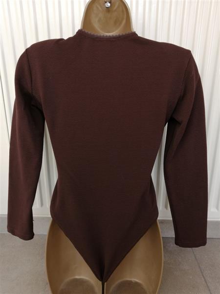 Grote foto chocoladebruine bodysuit in mooie nopjesstof kleding dames tops