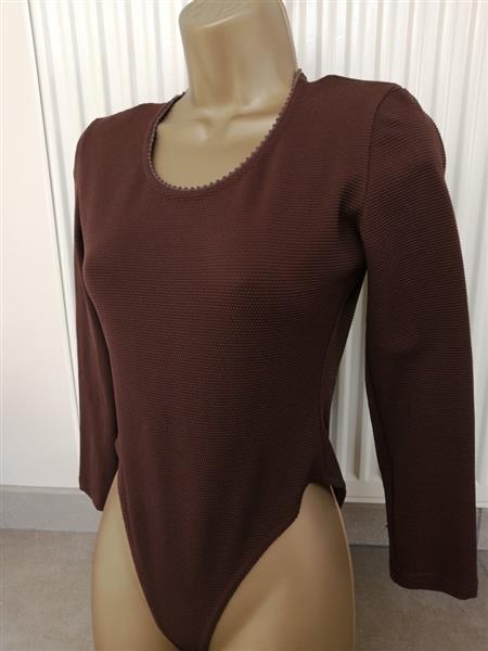 Grote foto chocoladebruine bodysuit in mooie nopjesstof kleding dames tops