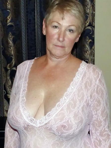 Grote foto oudere vrouw zoekt sexcontact erotiek contact vrouw tot man