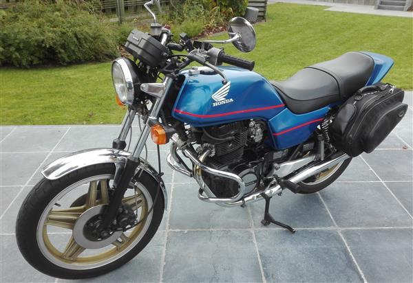 Grote foto honda cb 400 n motoren honda