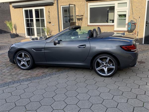 Grote foto mercedes slc 180 red line amg slechts 13000 km auto mercedes