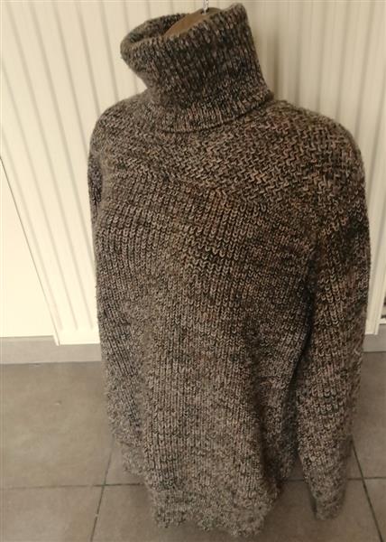 Grote foto prachtige gemeleerde coltrui in aardetinten kleding dames truien en vesten