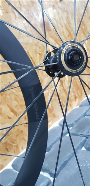 Grote foto focus cayo carbon model 2018 set stealth wielen fietsen en brommers sportfietsen