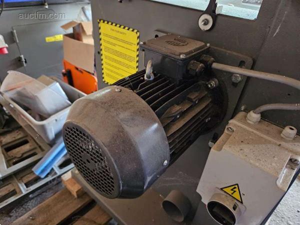 Grote foto lintzaagmachine doe het zelf en verbouw ijzerwaren en bevestigingsmiddelen