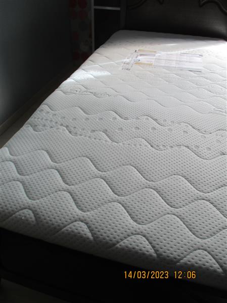 Grote foto matras amper gebruikt huis en inrichting matrassen en bedbodems