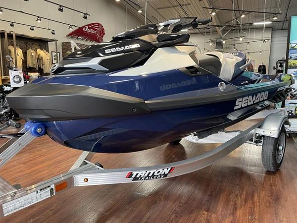 Grote foto gloednieuwe seadoo gtx 300 limited jetski watersport en boten jetski en waterscooters