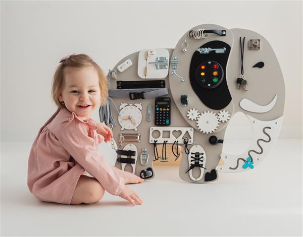 Grote foto sensorisch bord olifant wandboard hangend kinderen en baby overige