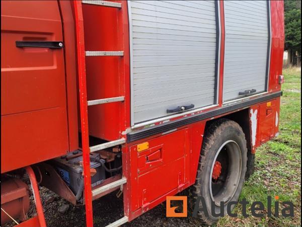Grote foto brandweerwagen renault m150 doe het zelf en verbouw gemeente voertuigen