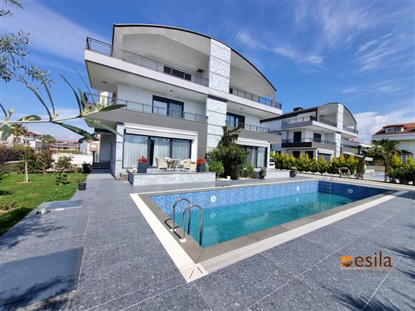Grote foto side luxe prive villa met zwembad vakantie turkije
