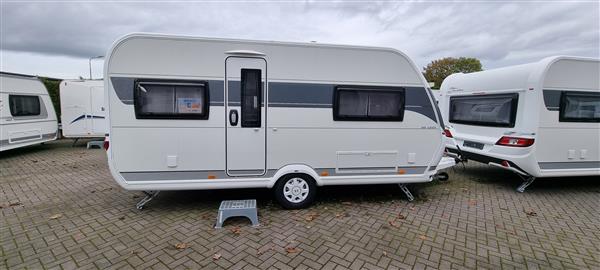 Grote foto hobby 460 ufe de luxe caravans en kamperen caravan