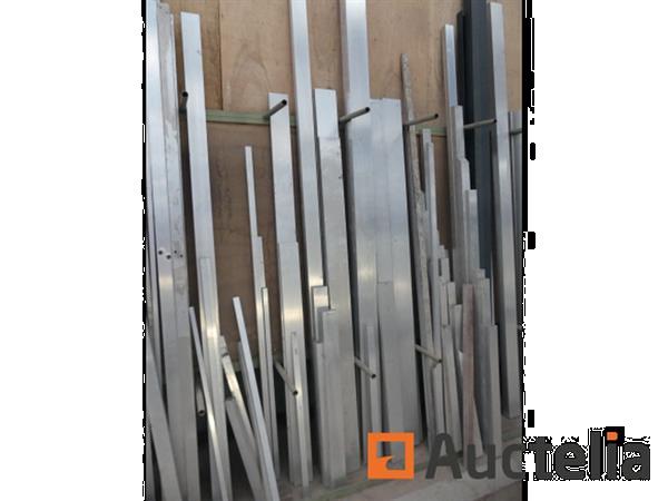 Grote foto aluminium profielen doe het zelf en verbouw ijzerwaren en bevestigingsmiddelen