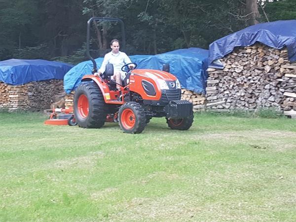 Grote foto kioti gamma van 26 tot 115 pk agrarisch tractoren