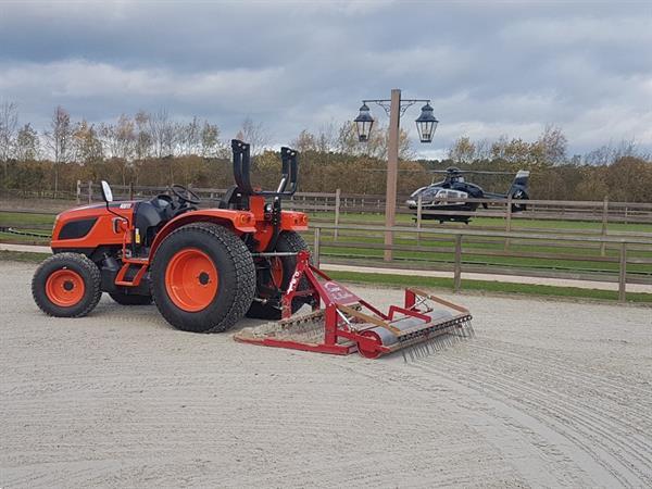 Grote foto kioti gamma van 26 tot 115 pk agrarisch tractoren