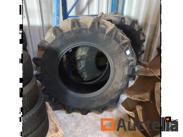 Grote foto 2x traktorband pirelli 420 70r24 agrarisch wielen