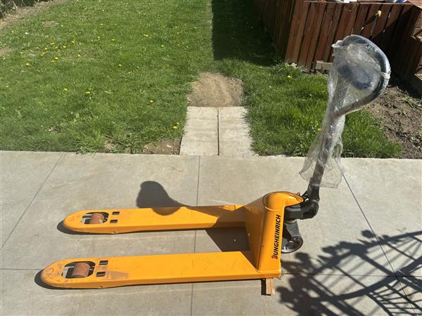 Grote foto handtranspallet jungheinrich doe het zelf en verbouw kranen en graafmachines