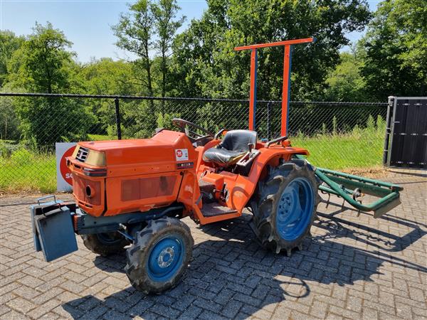 Grote foto kubota b1 17d compacte mini tractor. agrarisch tractoren