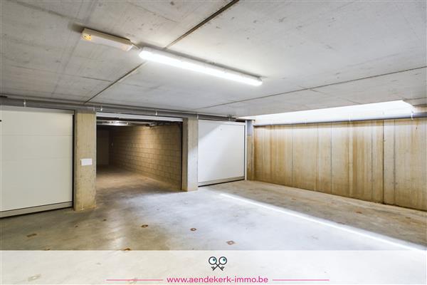 Grote foto afgesloten garagebox in het centrum van kinrooi huizen en kamers garageboxen