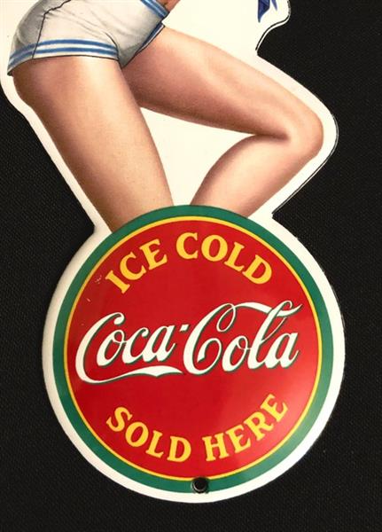 Grote foto coca cola reclamebord coca cola a jaren 90 amerikaans pin up reclamerond bord plaquette g antiek en kunst curiosa en brocante