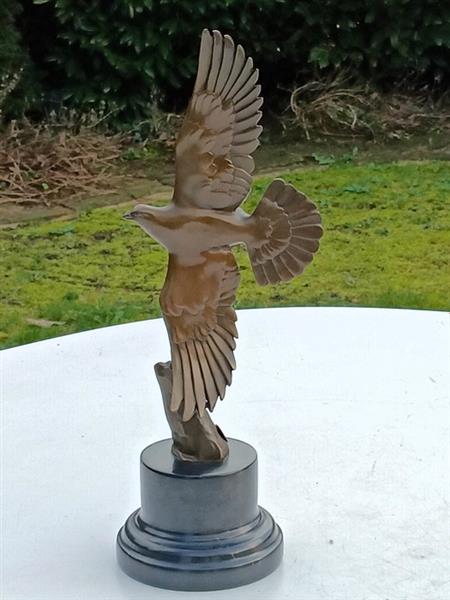 Grote foto milo 1910 1978 sculptuur duif in vlucht 40 cm brons marmer antiek en kunst curiosa en brocante