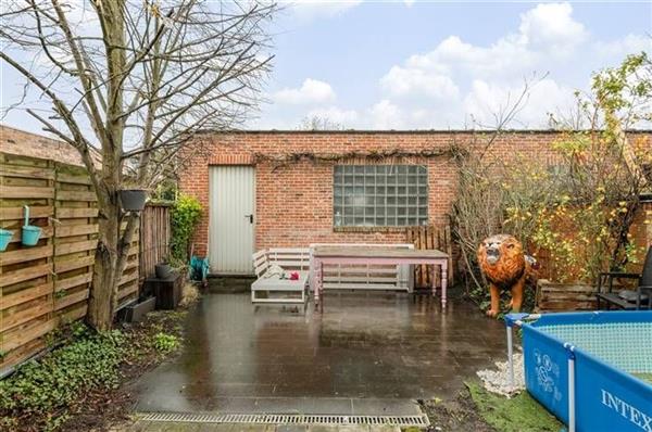 Grote foto uitzonderlijk ruime burgerwoning huizen en kamers eengezinswoningen