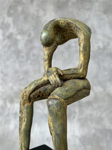 Grote foto sculptuur no reserve price modern bronze sculpture seated bronze sculpture seated giant abs antiek en kunst curiosa en brocante