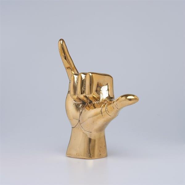 Grote foto sculptuur no reserve price shaka hang loose hand signal sculpture in polished brass 21 cm m antiek en kunst curiosa en brocante
