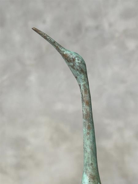 Grote foto sculptuur no reserve price bring the beauty of nature indoors with a patinated bronze crane statu antiek en kunst curiosa en brocante