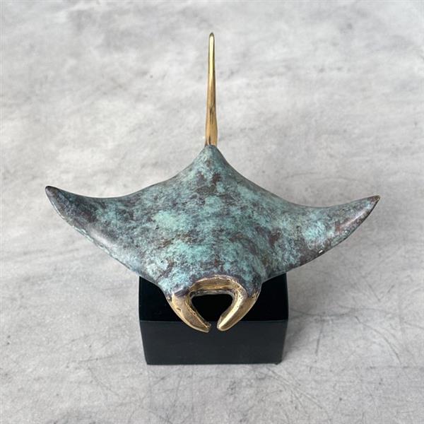 Grote foto sculptuur no reserve price sculpture manta ray on a base 11.5 cm brons antiek en kunst curiosa en brocante