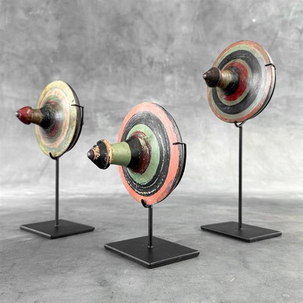 Grote foto no reserve price spinning tops 3 gasing draaitol 2020 indonesi antiek en kunst curiosa en brocante