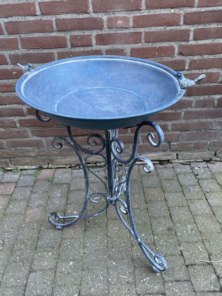 Grote foto vogelbad ijzer gegoten gesmeed antiek en kunst curiosa en brocante