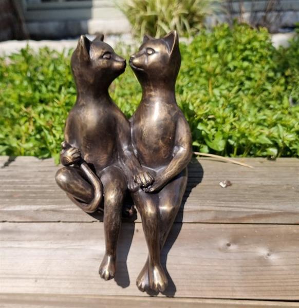 Grote foto beeldje cats in love brons antiek en kunst curiosa en brocante