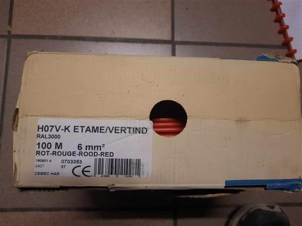 Grote foto elektriciteitskabels elektriciteitsdraden doe het zelf en verbouw elektra en kabels