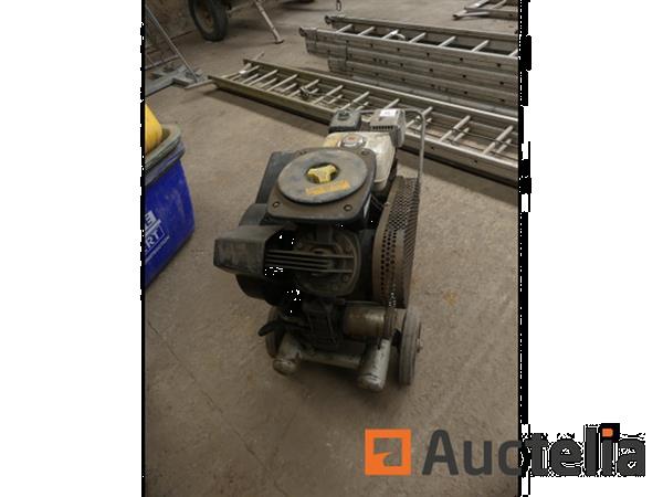 Grote foto thermische compressor op atlas copco roltafel doe het zelf en verbouw compressors