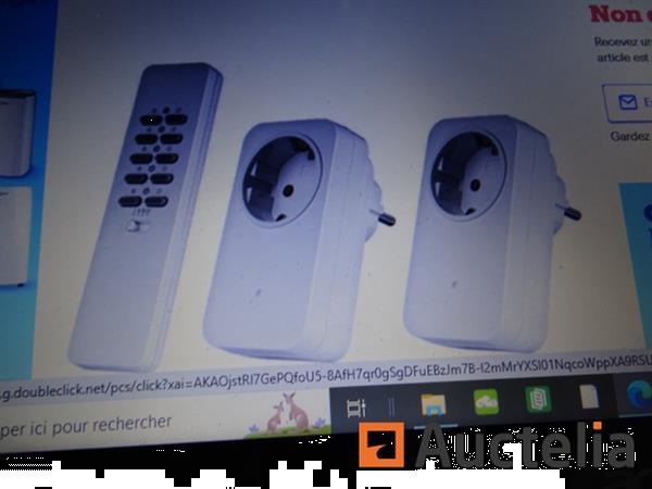 Grote foto set van 2 stopcontacten met afstandsbediening doe het zelf en verbouw onderdelen en accessoires