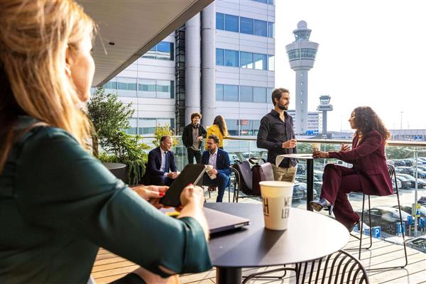 Grote foto te huur kantoorruimte schiphol boulevard 105 499 schiphol huizen en kamers bedrijfspanden