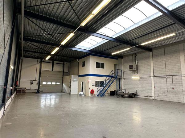 Grote foto te huur bedrijfspand klompenmakerstraat 30 hoogvliet huizen en kamers bedrijfspanden