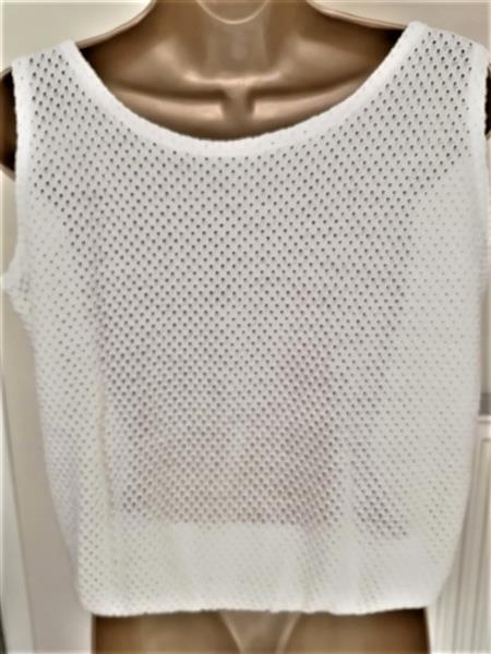 Grote foto doorzichtige ajour top in champagnekleur kleding dames tops