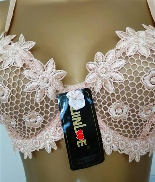 Grote foto chique goudbeige bh met slip d cups kleding dames ondergoed en lingerie