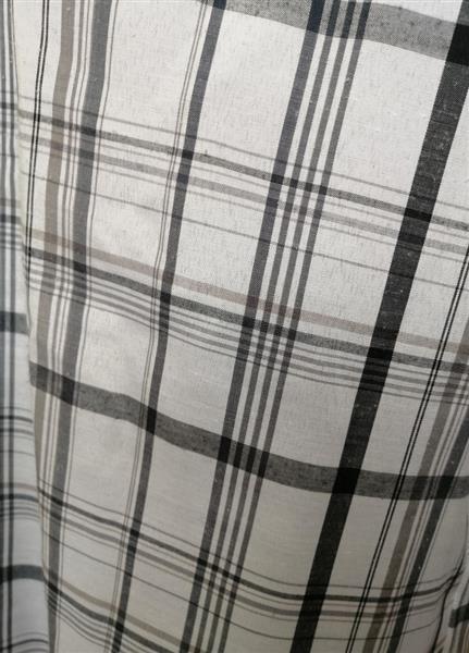 Grote foto wit herenhemd met ongelijk ruitenmotief large kleding heren overhemden