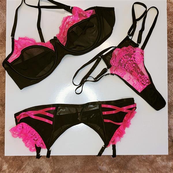 Grote foto gedragen geile slipjes ook met video mogelijk erotiek lingerie overige