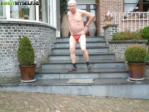 Grote foto stringslipje erotiek man zoekt vrouwelijke sekspartner