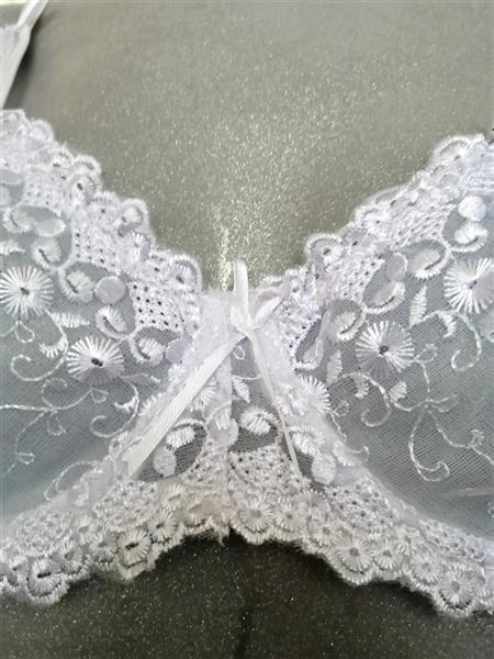 Grote foto romantische witte doorzichtige bh 70c en 80c kleding dames ondergoed en lingerie