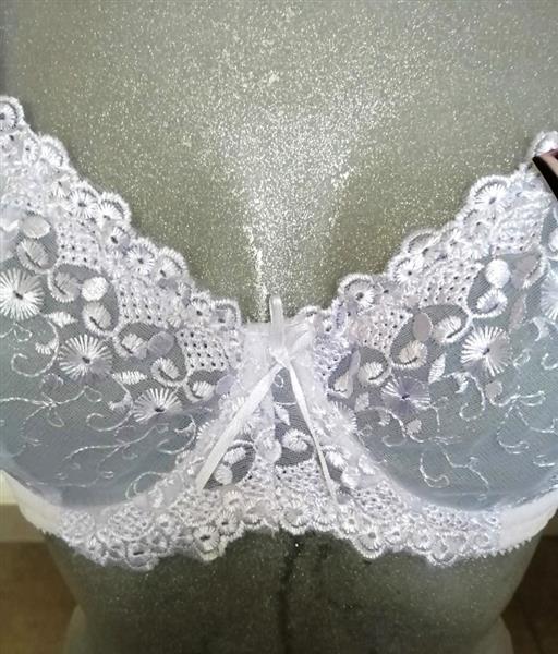 Grote foto romantische witte doorzichtige bh 70c en 80c kleding dames ondergoed en lingerie