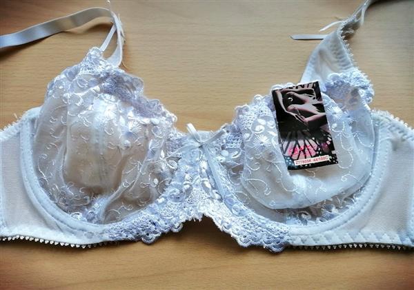 Grote foto romantische witte doorzichtige bh 70c en 80c kleding dames ondergoed en lingerie