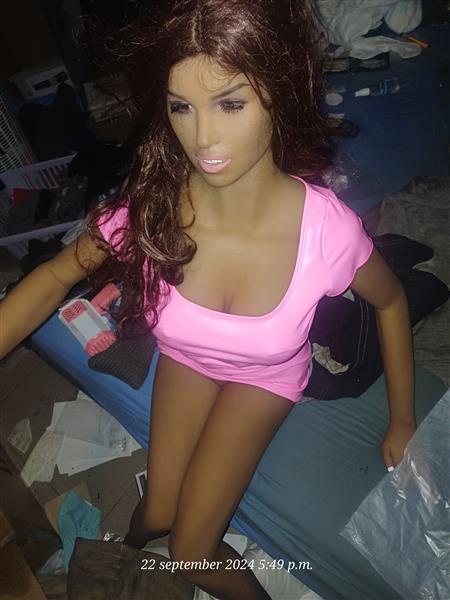 Grote foto realdoll yasmine erotiek poppen