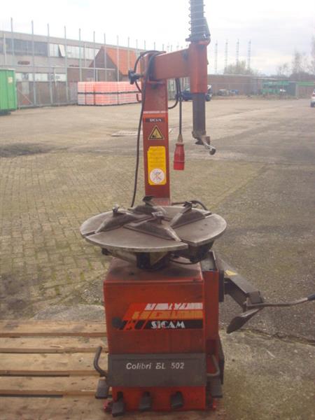 Grote foto banden demontage apparaat banden apparaat sicam auto diversen gereedschap