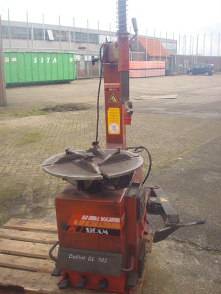 Grote foto banden demontage apparaat banden apparaat sicam auto diversen gereedschap