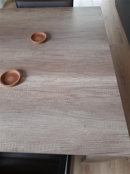 Grote foto tafel 4 stoelen en 1 hangdressior huis en inrichting eettafels