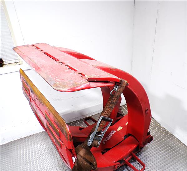 Grote foto auramo papierrollenklem tissue agrarisch heftrucks